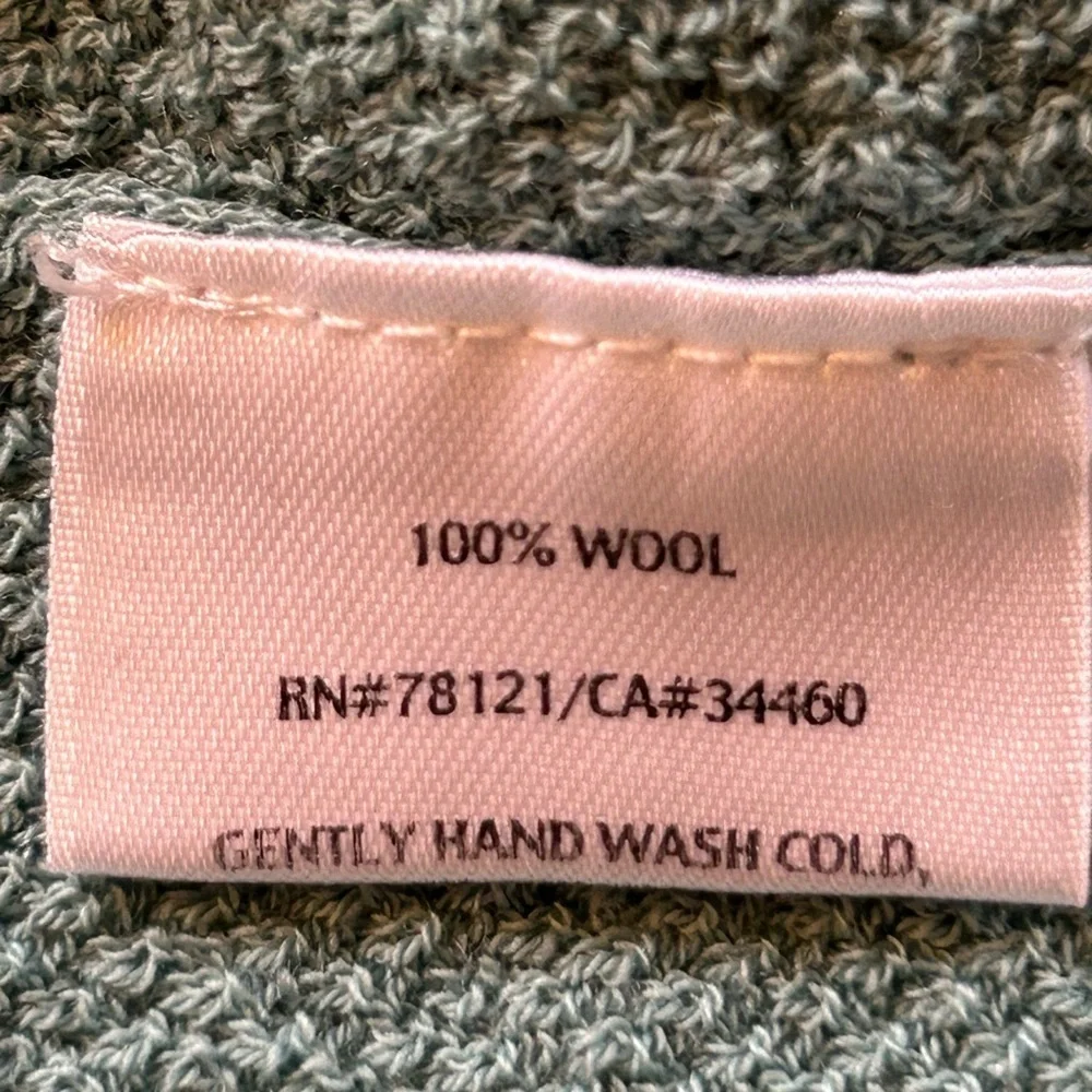 EILEEN FISHER PL MINT TURQUOISE 100% wool SWEATER as is